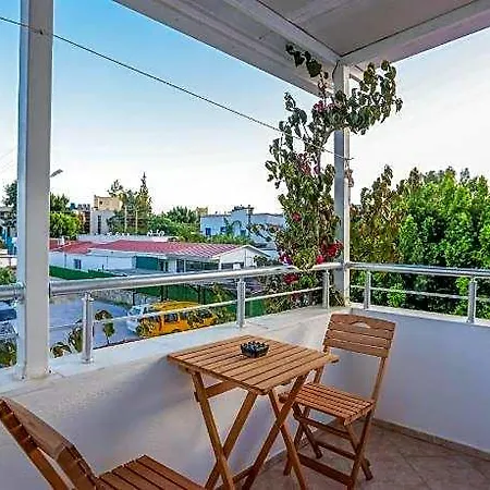 Hotel Yaliyani Restaurant