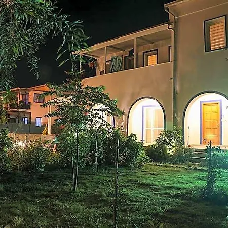 Hotel Yaliyani Restaurant Irmene