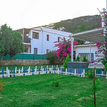 Yaliyani Restaurant Hotel Irmene